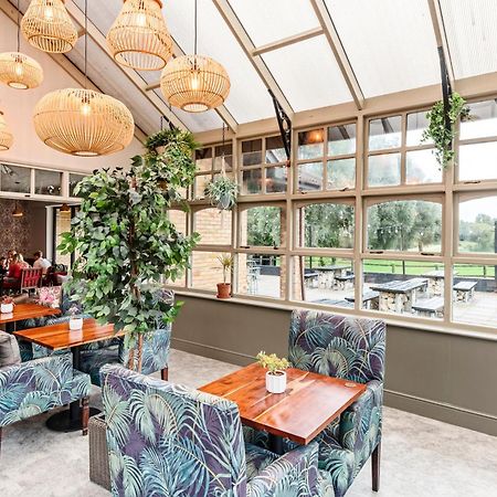 Dragonfly Hotel Пітерборо Екстер'єр фото