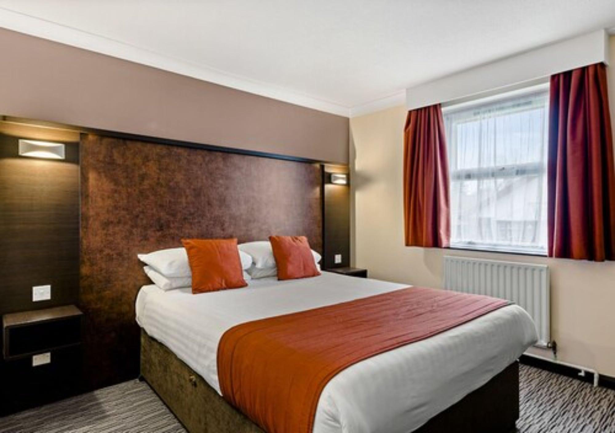 Dragonfly Hotel Пітерборо Екстер'єр фото