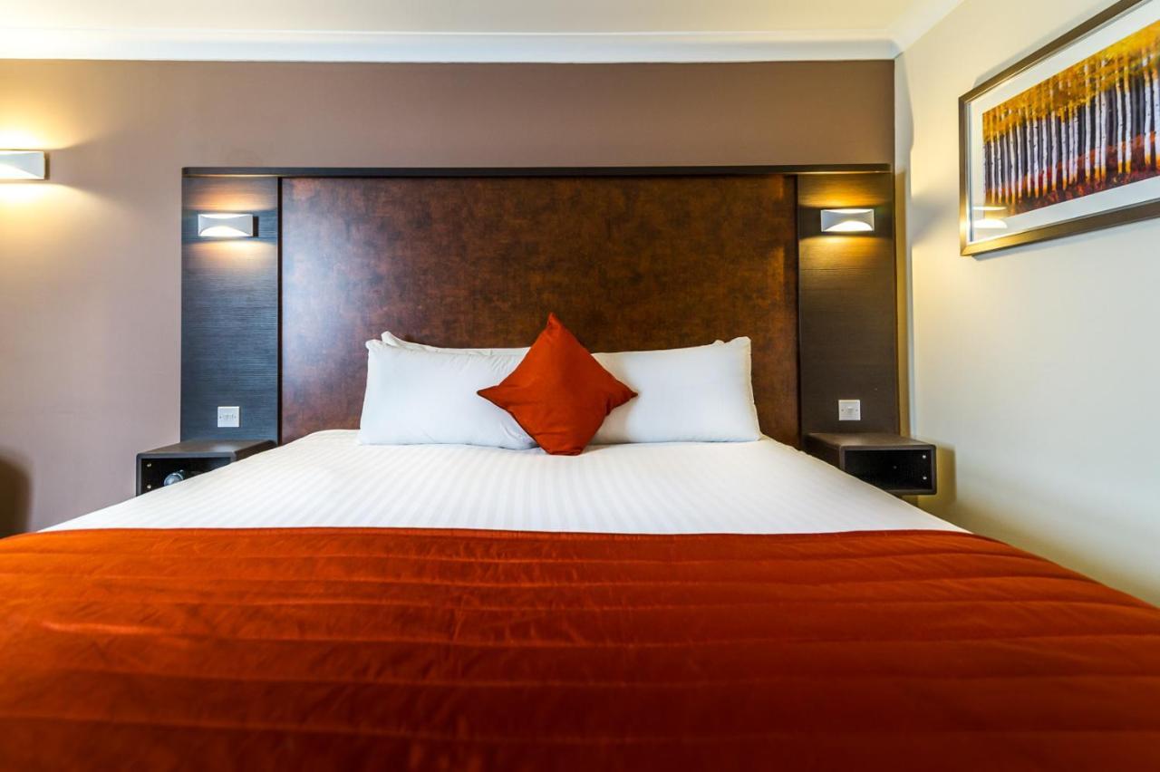 Dragonfly Hotel Пітерборо Екстер'єр фото